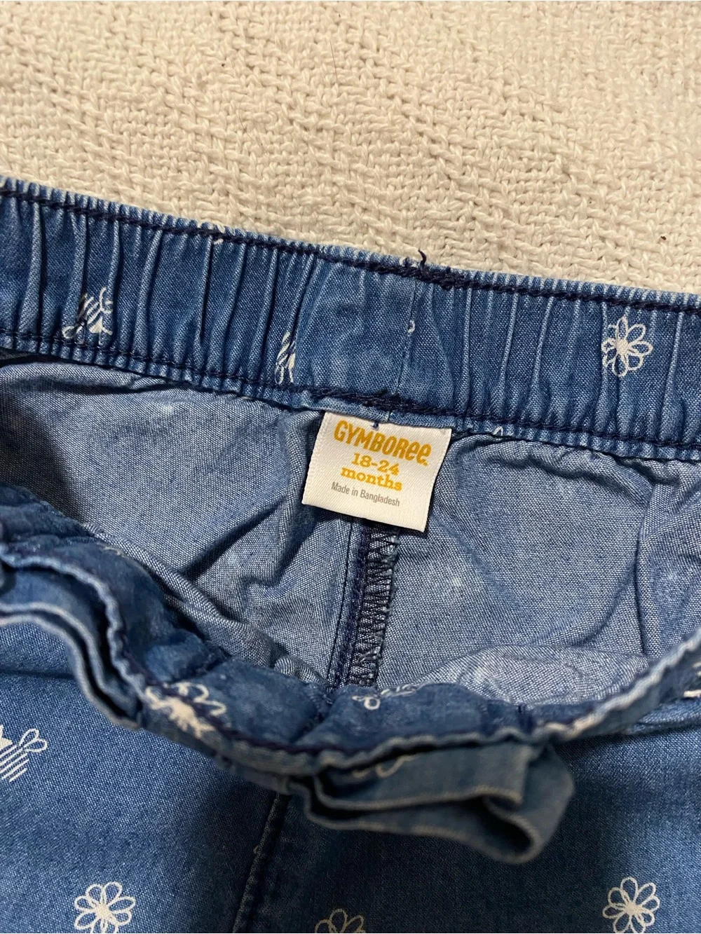 Gymboree Blue Denim-Style Shorts with White Floral & Bee Print and Front Bow